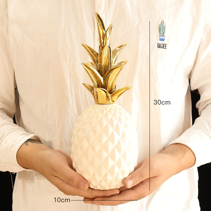 Deco-pineapple for fruity decoration