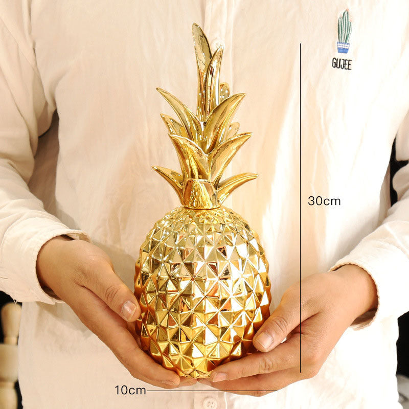 Deco-pineapple for fruity decoration